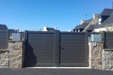 Portail aluminium coulissant